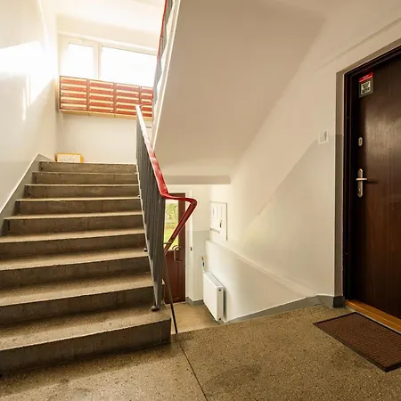 Jaracza 3-bedroom By Bookinghost Lägenhet Łódź