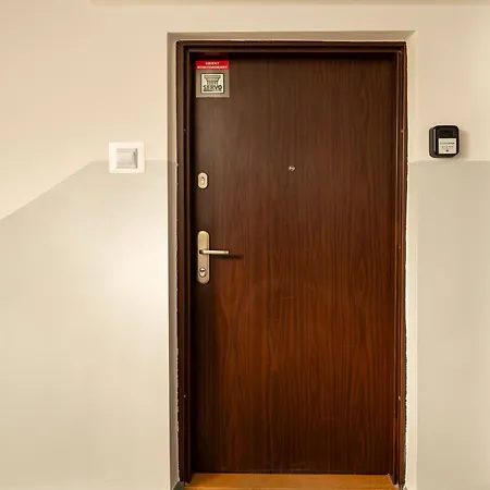 Jaracza 3-bedroom By Bookinghost * Лодзь