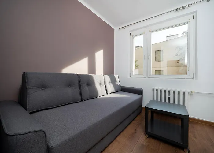 Jaracza 3-bedroom By Bookinghost Apartment *