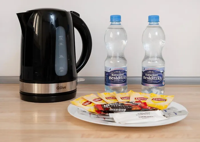 Jaracza 3-bedroom By Bookinghost * Lodz